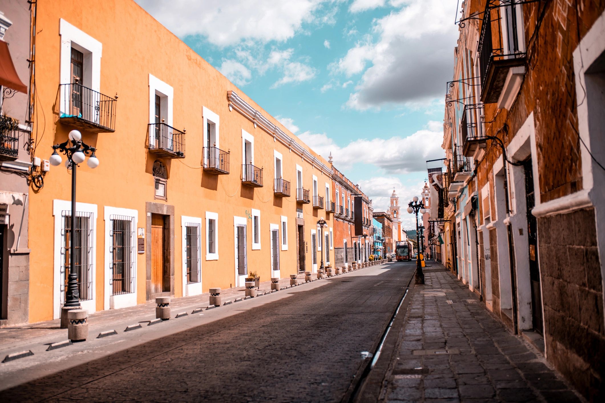 Colonial street scene in Puebla, Mexico